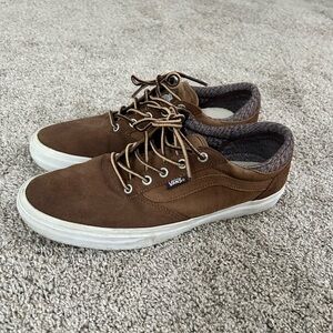 Men Vans Gilbert Crockett Pro Sneakers